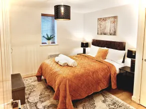 Charming Apartment Nottingham -FREE Onsite Parking -Nr City- FAST WiFi - Image 3