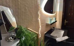 Quiet and elegant studio with self check-in - Image 5