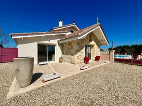 Peaceful stone house nestled between vineyards and nature - Image 2