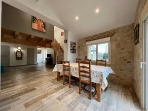 Peaceful stone house nestled between vineyards and nature - Image 4