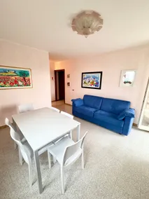 Apartment with stunning sea view - Wi-Fi, free parking, large terrace and comfort - Image 4