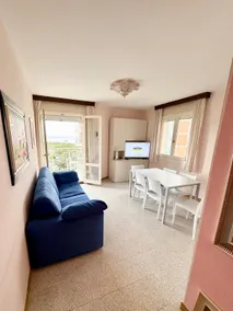 Apartment with stunning sea view - Wi-Fi, free parking, large terrace and comfort - Image 3