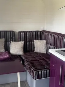 Country Cabin - Image 4