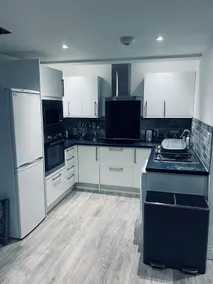 Stylish sleek retreat - 2 floors - Image 4