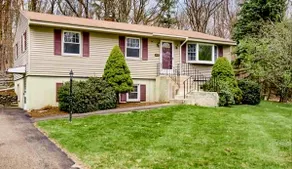 Cozy house in Rutland MA 3 beds and 1 office space - Image 2