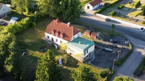 Stay in the countryside near trains & castles - Image 5