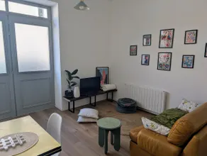 Rodez Amphitheater Apartment - Image 2