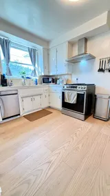 Upgraded 2BR/1BA Pasadena Retreat, Quiet & Private - Image 3