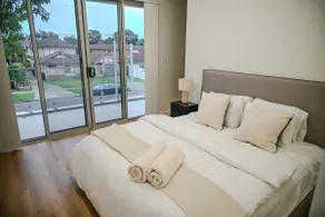 New Luxury Sydney Home - Image 3