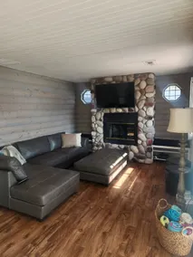 Bailey Bungalow Lake house - Image 2