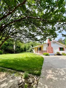 The Wingate Ranch - Charming Orchard Retreat - Image 2