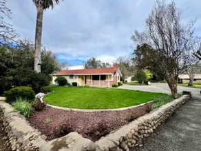 The Wingate Ranch - Charming Orchard Retreat - Image 3