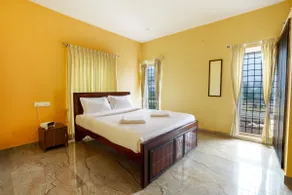 3BHK Cottage, 1KM from Charing Cross [2A] - Image 4