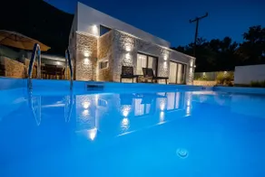 Villa Pietra Di Mare - Image 1