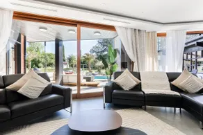 Estate 6 bedrooms. Private pool & Jacuzzi Montauban - Image 3