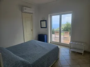 VILLA CAPRI-Swimming Pool&Garden - Image 2