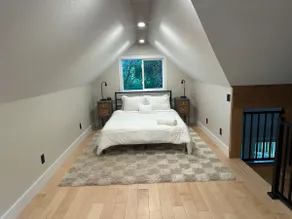 River + Bluffs Hideaway - Image 3