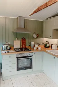 Grassfield Cabin - Image 4