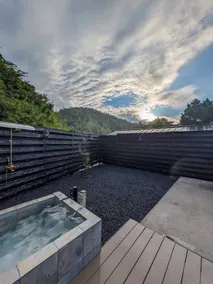 4 private buildings for up to 15 people | Japanese modern | Sauna, indoor BBQ, Jacuzzi | 15-minute drive from Ibaraki Airport - Image 2