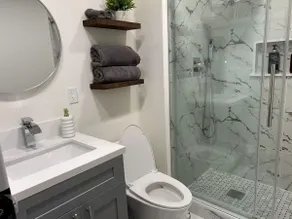 New Build /Private/separate entrance/ comfort/Apt - Image 3