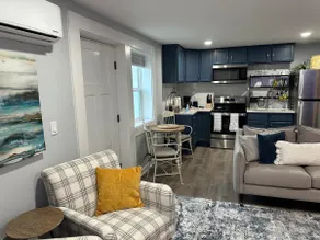 Modern Coastal Retreat - Image 4