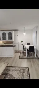 Spacious 3-room apartment with free parking - Image 3