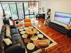 Tranquil 4-Bed Art Villa near boutiques, food &SPA - Image 2