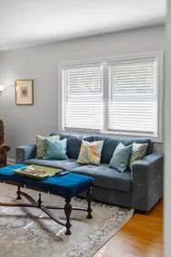 Comfy 3BR Sleeps 7 • Mins to DT • Lambeau 25 min - Image 2
