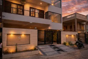 Spacious 3BHK Stay | Clean, Cozy & Near Ganga - Image 3