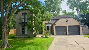Quiet 4BR Near Nasa & Kemah, King Bed, Bbq, Patio - Image 2