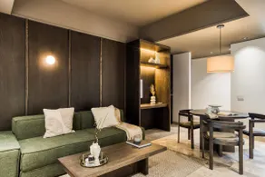 Sophisticated Apt w/Priv Balcony | Rooftop+Jacuzzi - Image 4