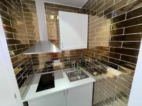 六 ancient Egyptian apartment - Image 4