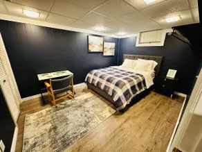 Comfy, Cozy & Private Basement - Image 2