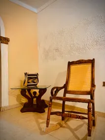 Colonial house near Plaza Alfonso López - Image 5