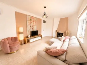 ”Sea View” apartment - Image 2