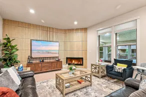 Wine Country • Sunroom Hot Tub • Walk to Old Town - Image 2