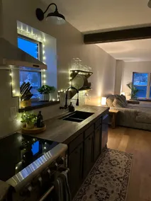 Cozy Urban Flat - Image 5