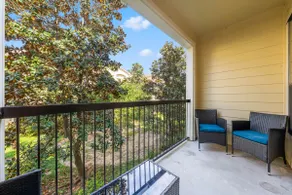 The Magnolia Escape Near LSU! POOL! GYM! Balcony! - Image 3
