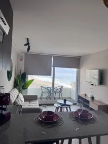 Iquique, Playa Brava, Paradise Building - Image 2