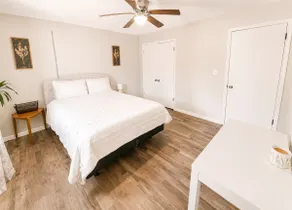 Ashland Retreat • 2BR King/Queen • Full Kitchen - Image 4