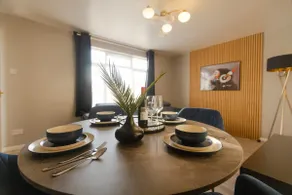 4 BR House Winchester,Town-4 mins, 2X Free Parking - Image 4
