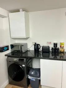 Cozy accommodation - Image 4