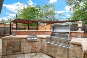 Ultimate Retreat Game Room Fire Pit BBQ Office - Image 4
