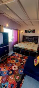 Glassview Lounge Cottage | Pvt garden & Peak views - Image 4