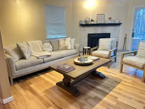 Cozy Greenville Getaway - Image 3