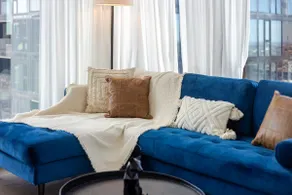 The Azure Rise | 2B1B Condo in Downtown MTL - Image 5