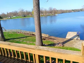 Parisian Lake House - Image 5