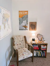 The Mulberry Loft | Cozy 2BR Near Downtown EC - Image 5