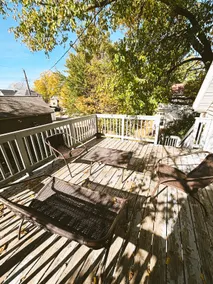 The Mulberry Loft | Cozy 2BR Near Downtown EC - Image 2