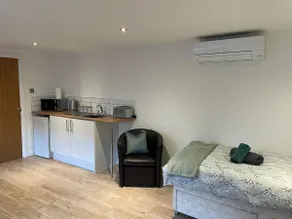 The Retreat - Image 4